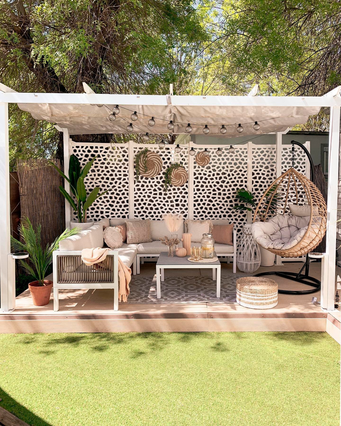 CELOSÍAS Y PANELES DECORATIVOS: ESTILO Y PRIVACIDAD PARA TU CASA