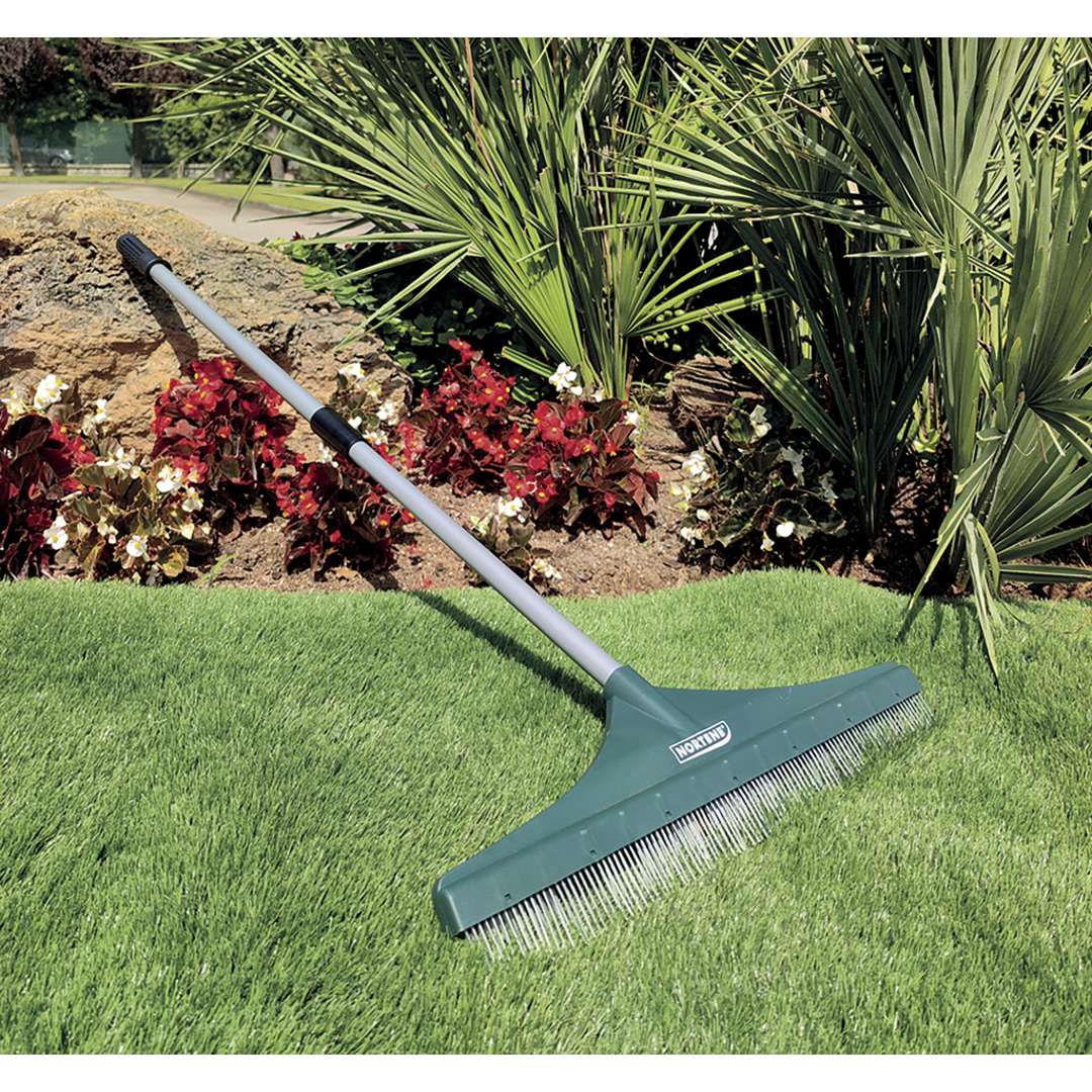 Cepillo para césped artificial BRUSHY 1,58 m Nortene