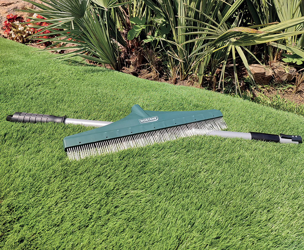 Cepillo para césped artificial BRUSHY 1,58 m Nortene