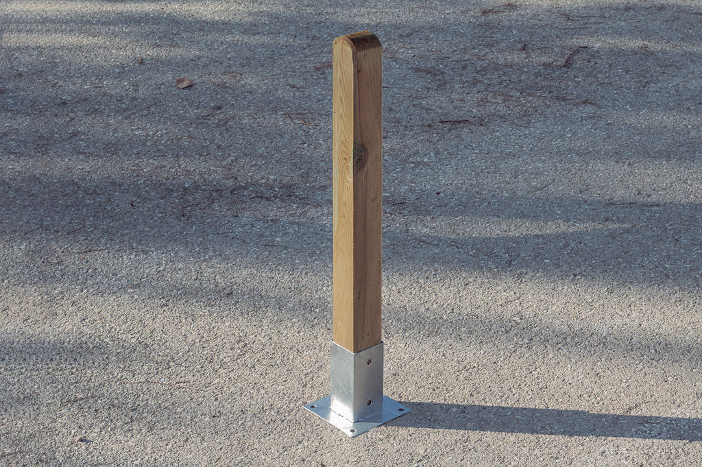 Poste cuadrado de madera de pino TIRSO Nortene